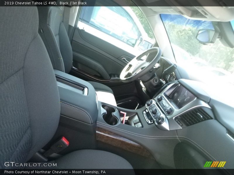 Black / Jet Black 2019 Chevrolet Tahoe LS 4WD