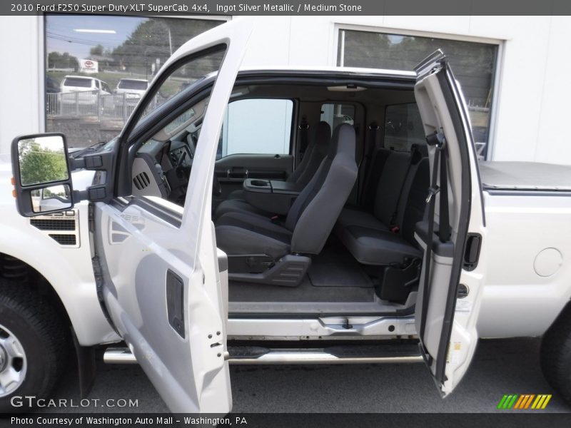 Ingot Silver Metallic / Medium Stone 2010 Ford F250 Super Duty XLT SuperCab 4x4