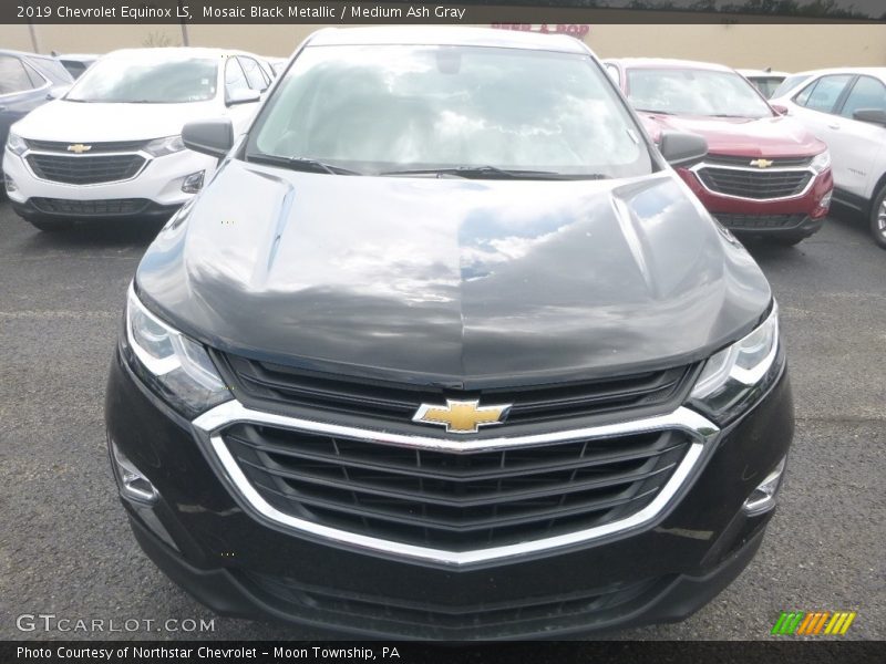 Mosaic Black Metallic / Medium Ash Gray 2019 Chevrolet Equinox LS