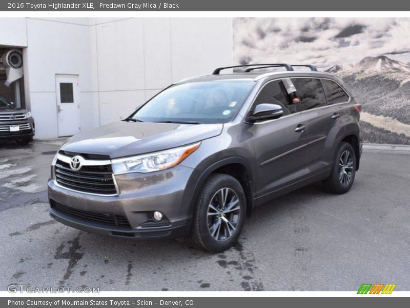 Predawn Gray Mica / Black 2016 Toyota Highlander XLE