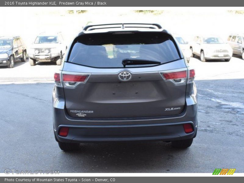 Predawn Gray Mica / Black 2016 Toyota Highlander XLE