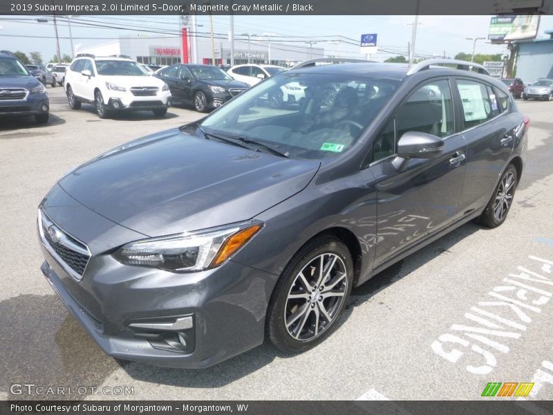 Front 3/4 View of 2019 Impreza 2.0i Limited 5-Door