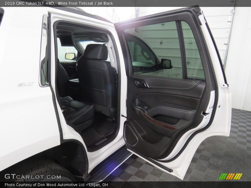 White Frost Tintcoat / Jet Black 2019 GMC Yukon SLT 4WD