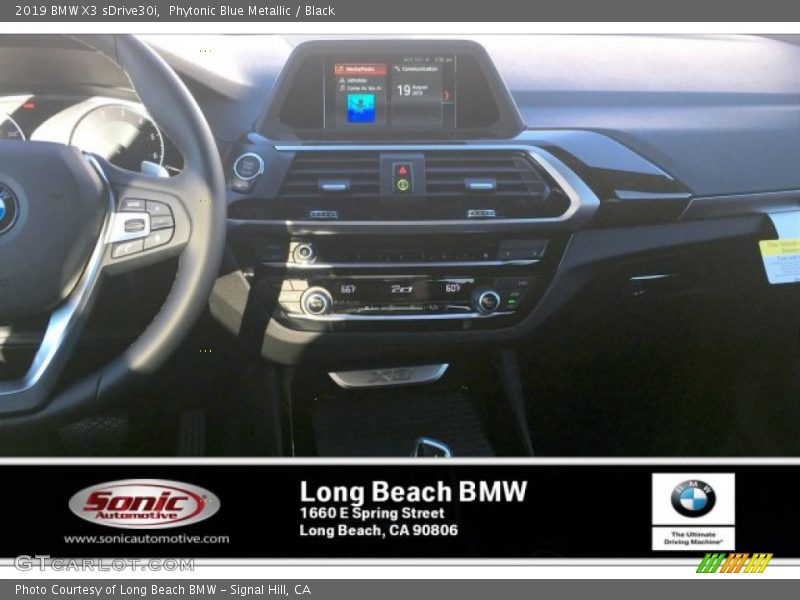 Phytonic Blue Metallic / Black 2019 BMW X3 sDrive30i