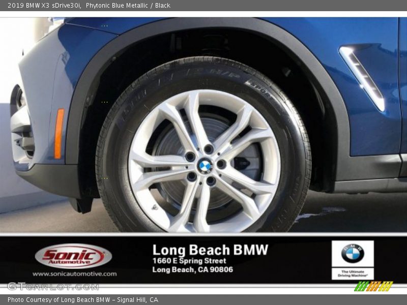 Phytonic Blue Metallic / Black 2019 BMW X3 sDrive30i