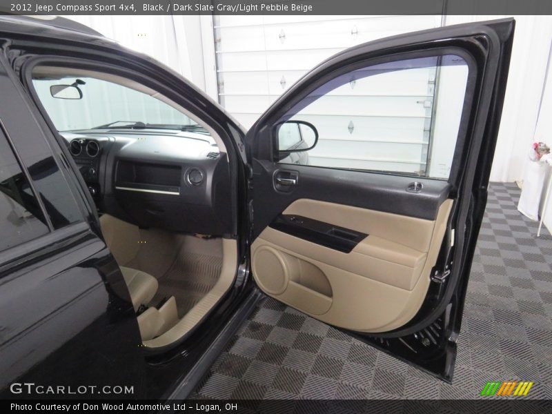 Black / Dark Slate Gray/Light Pebble Beige 2012 Jeep Compass Sport 4x4