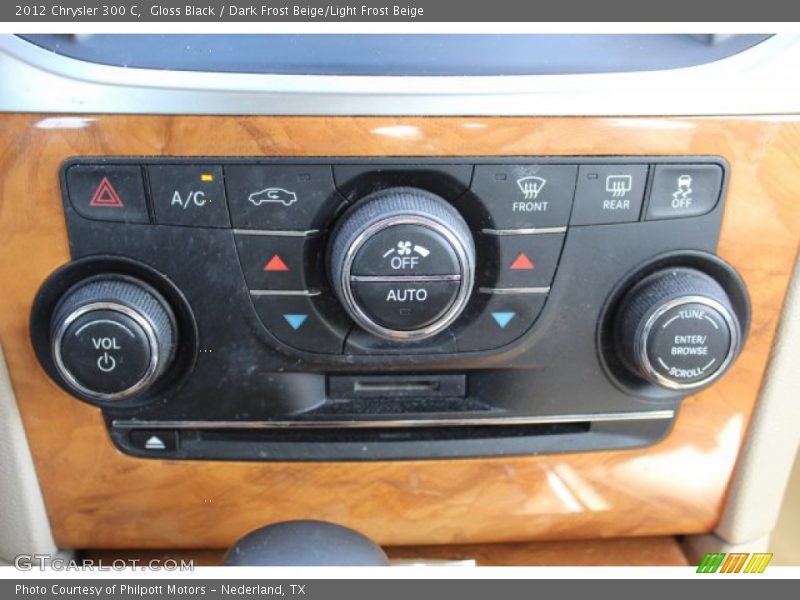 Gloss Black / Dark Frost Beige/Light Frost Beige 2012 Chrysler 300 C