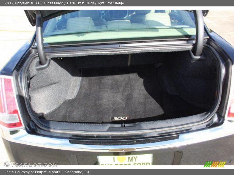 Gloss Black / Dark Frost Beige/Light Frost Beige 2012 Chrysler 300 C
