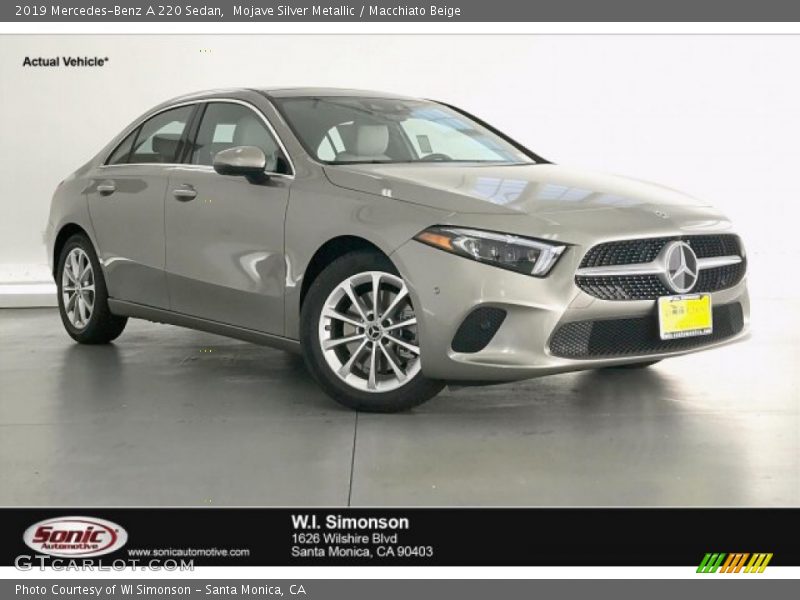 Mojave Silver Metallic / Macchiato Beige 2019 Mercedes-Benz A 220 Sedan