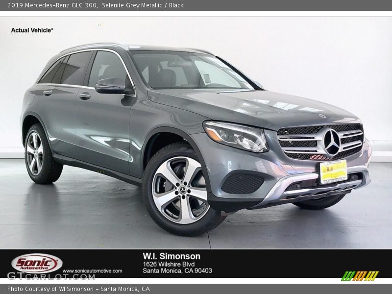 Selenite Grey Metallic / Black 2019 Mercedes-Benz GLC 300