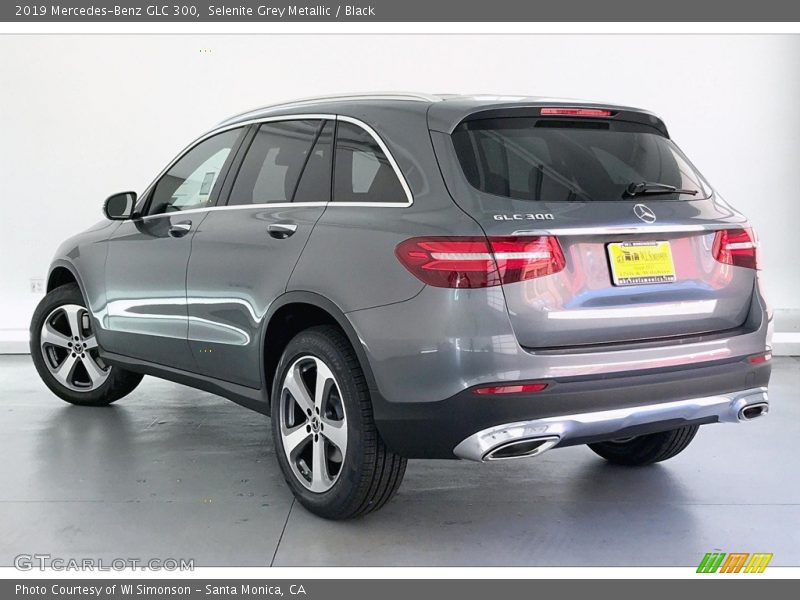 Selenite Grey Metallic / Black 2019 Mercedes-Benz GLC 300