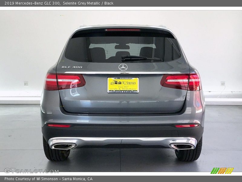 Selenite Grey Metallic / Black 2019 Mercedes-Benz GLC 300
