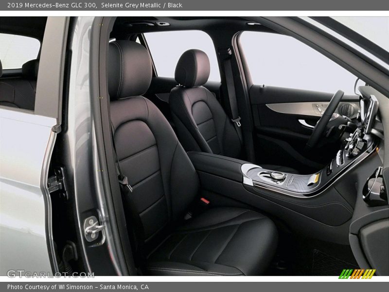 Selenite Grey Metallic / Black 2019 Mercedes-Benz GLC 300