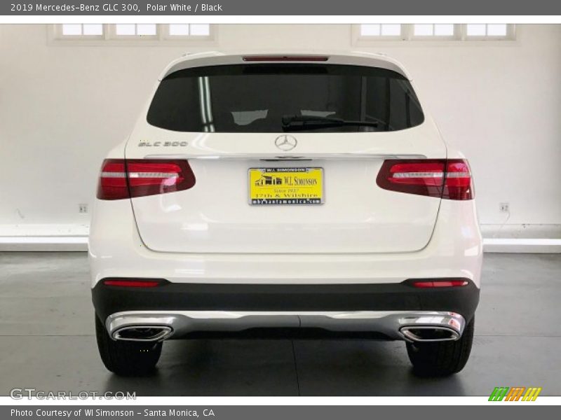 Polar White / Black 2019 Mercedes-Benz GLC 300