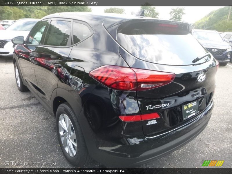 Black Noir Pearl / Gray 2019 Hyundai Tucson SE AWD