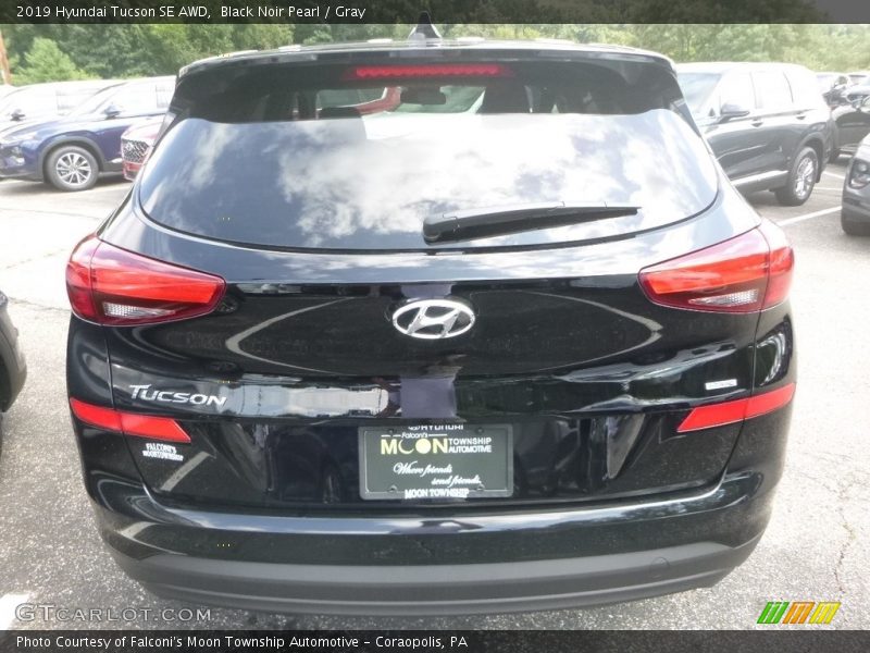 Black Noir Pearl / Gray 2019 Hyundai Tucson SE AWD