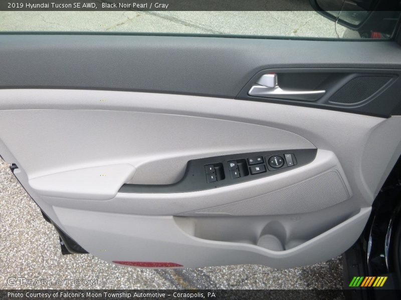 Black Noir Pearl / Gray 2019 Hyundai Tucson SE AWD