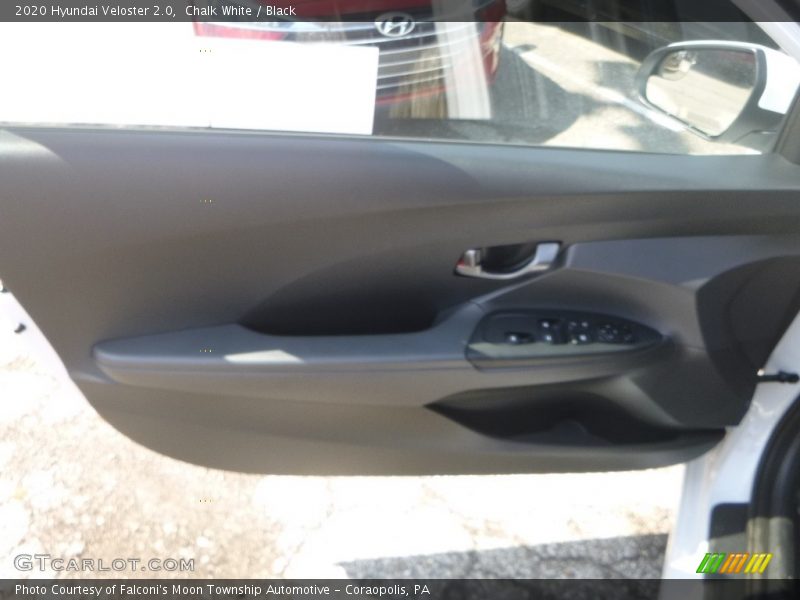 Chalk White / Black 2020 Hyundai Veloster 2.0