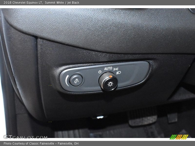 Summit White / Jet Black 2018 Chevrolet Equinox LT