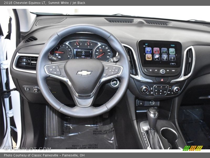 Summit White / Jet Black 2018 Chevrolet Equinox LT