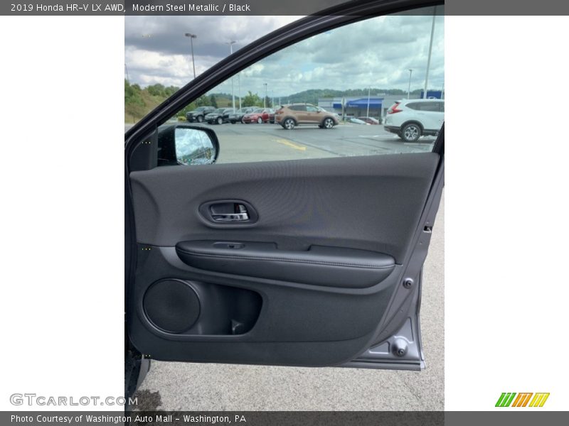 Modern Steel Metallic / Black 2019 Honda HR-V LX AWD