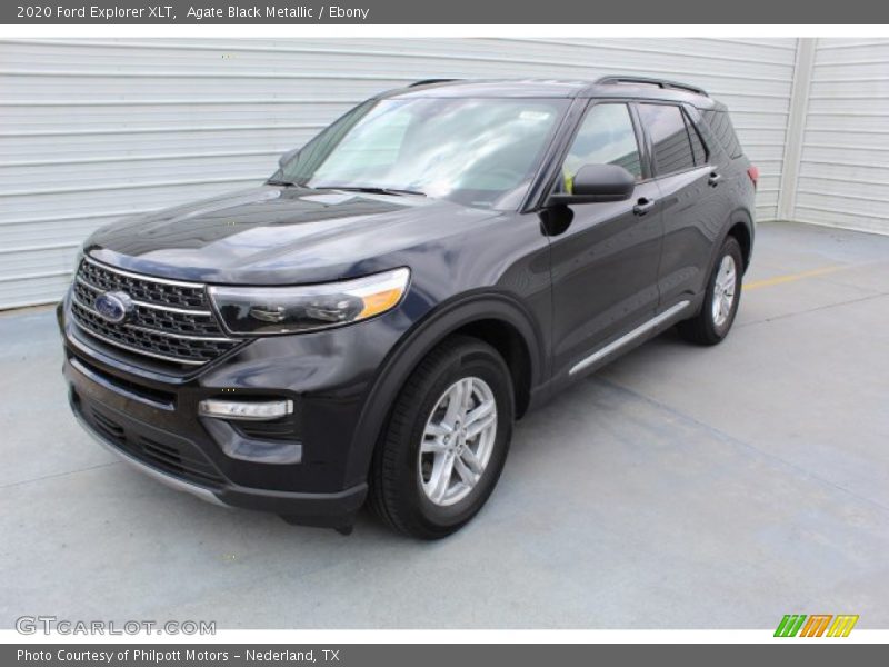 Front 3/4 View of 2020 Explorer XLT