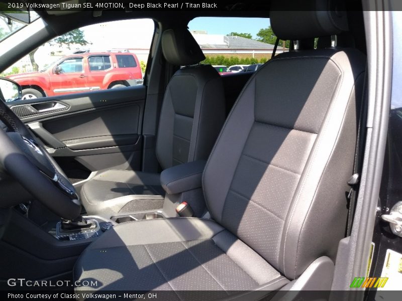 Deep Black Pearl / Titan Black 2019 Volkswagen Tiguan SEL 4MOTION