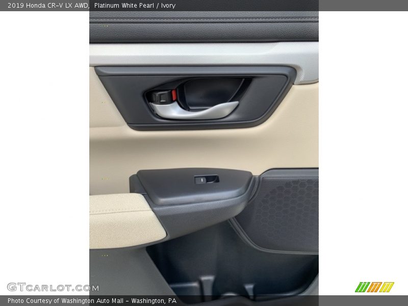 Platinum White Pearl / Ivory 2019 Honda CR-V LX AWD