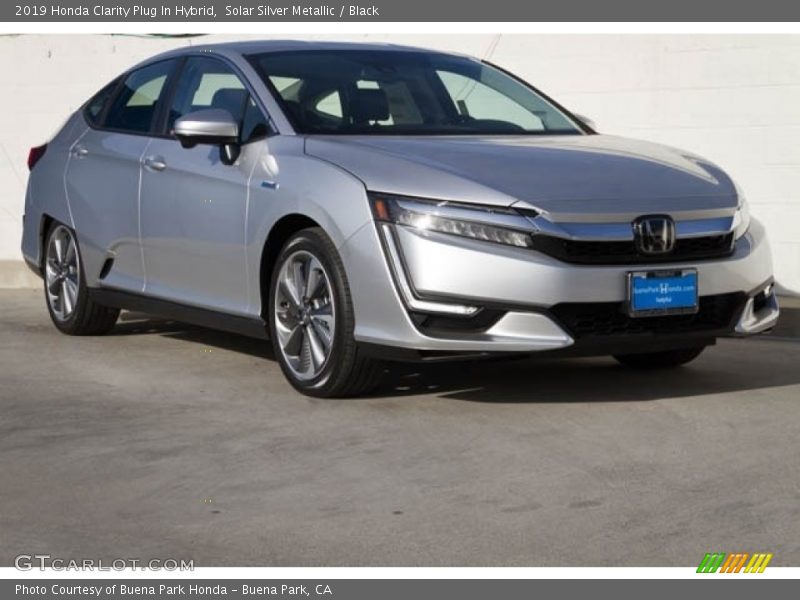 Front 3/4 View of 2019 Clarity Plug In Hybrid