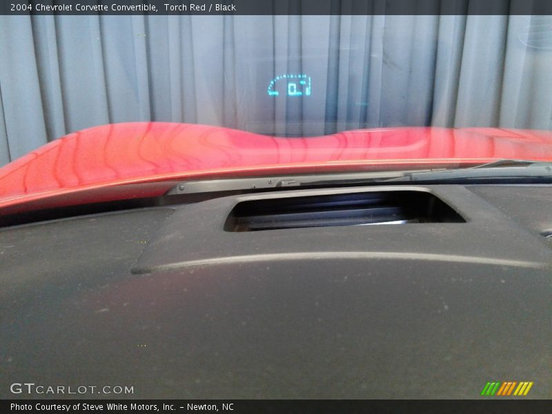 Torch Red / Black 2004 Chevrolet Corvette Convertible