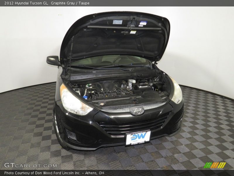 Graphite Gray / Taupe 2012 Hyundai Tucson GL