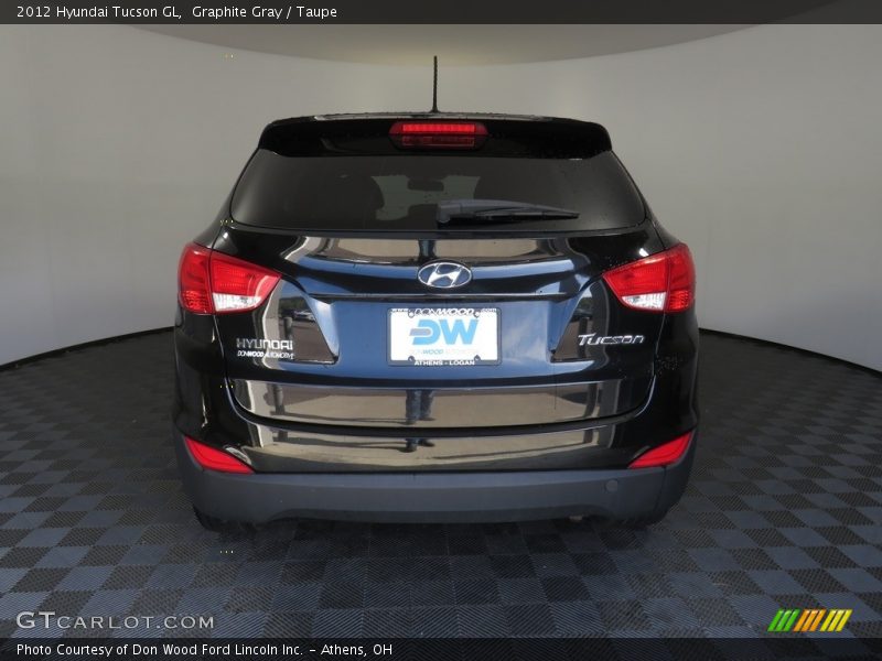 Graphite Gray / Taupe 2012 Hyundai Tucson GL