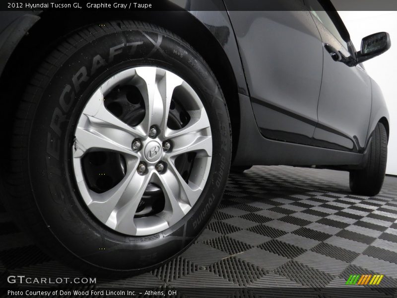 Graphite Gray / Taupe 2012 Hyundai Tucson GL