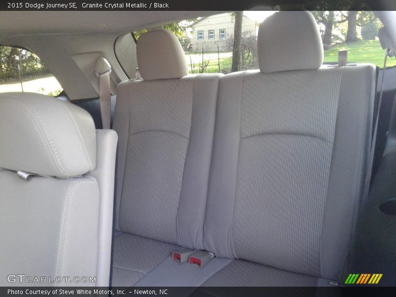 Granite Crystal Metallic / Black 2015 Dodge Journey SE