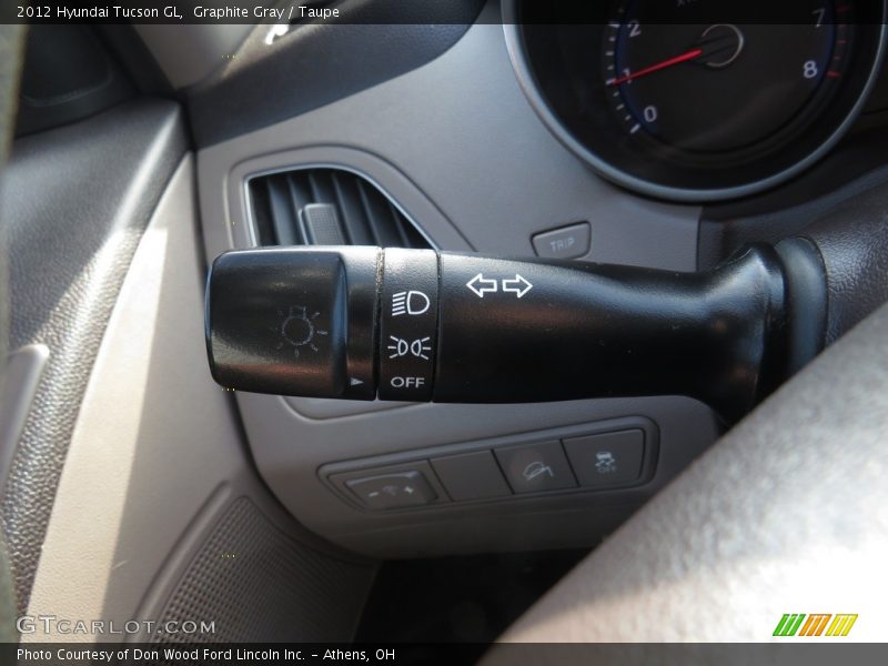 Graphite Gray / Taupe 2012 Hyundai Tucson GL