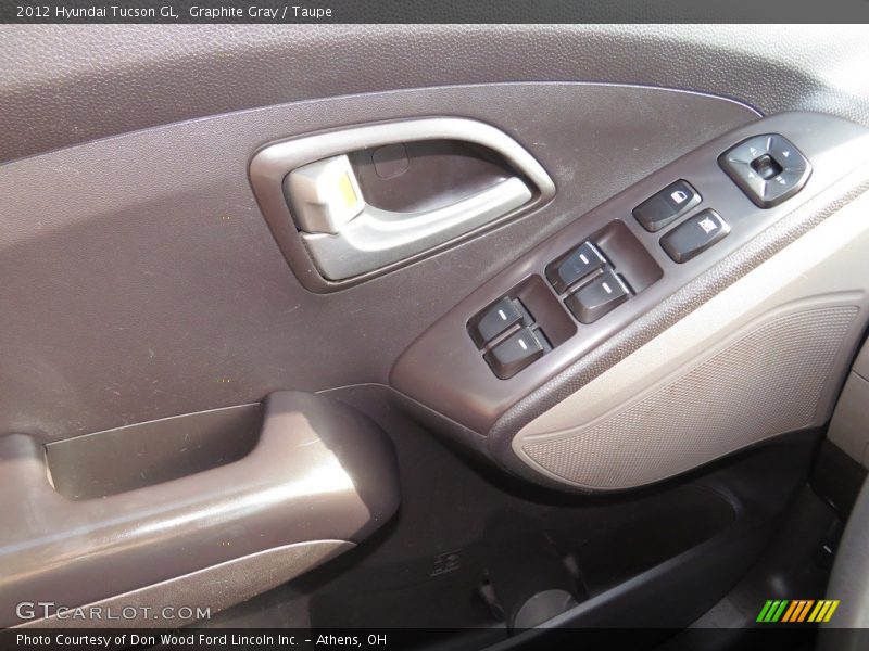 Graphite Gray / Taupe 2012 Hyundai Tucson GL