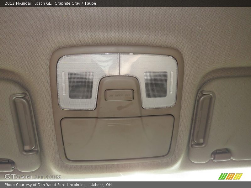 Graphite Gray / Taupe 2012 Hyundai Tucson GL