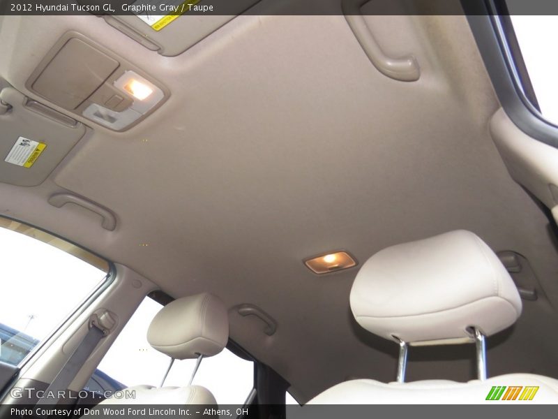 Graphite Gray / Taupe 2012 Hyundai Tucson GL