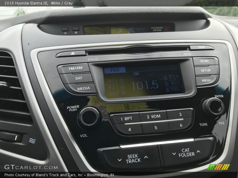 White / Gray 2016 Hyundai Elantra SE