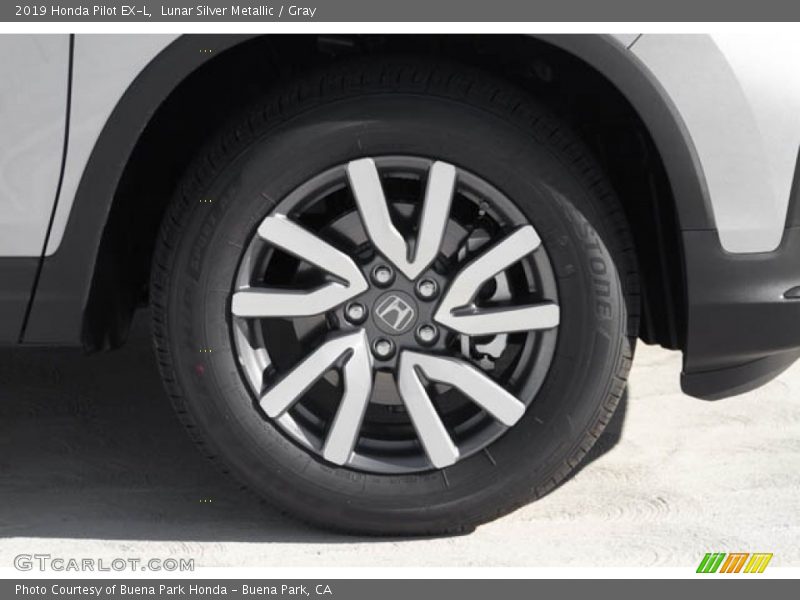 Lunar Silver Metallic / Gray 2019 Honda Pilot EX-L