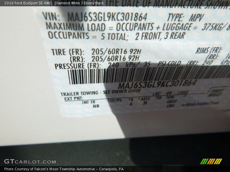 Diamond White / Ebony Black 2019 Ford EcoSport SE 4WD