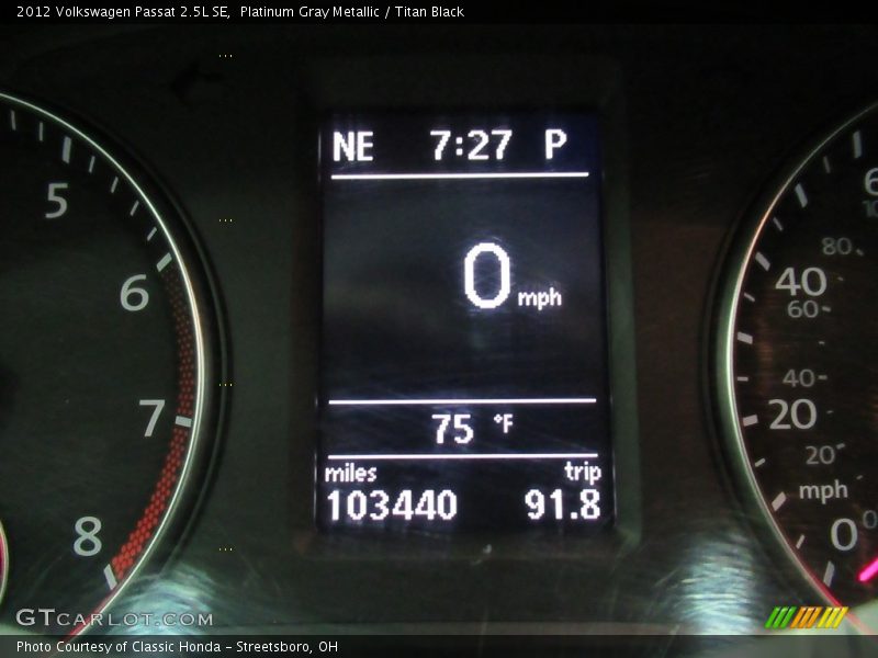 Platinum Gray Metallic / Titan Black 2012 Volkswagen Passat 2.5L SE