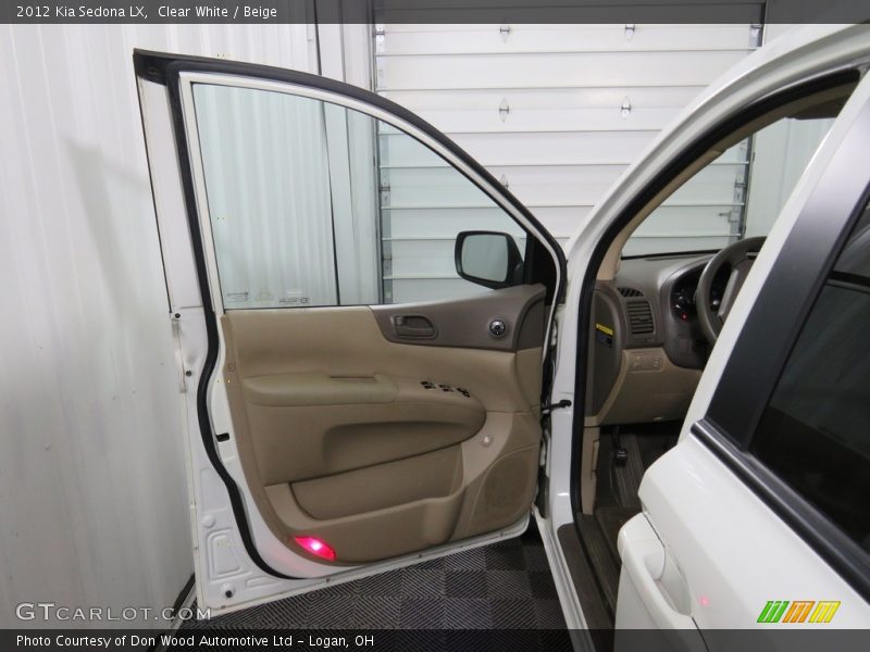 Clear White / Beige 2012 Kia Sedona LX