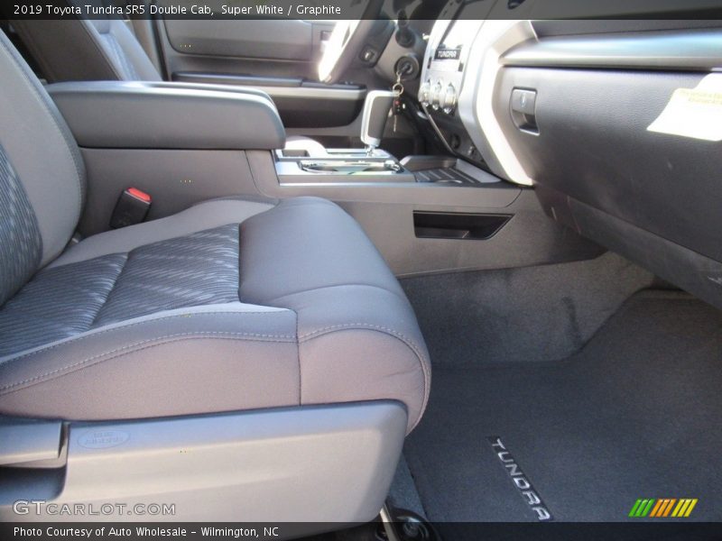 Super White / Graphite 2019 Toyota Tundra SR5 Double Cab