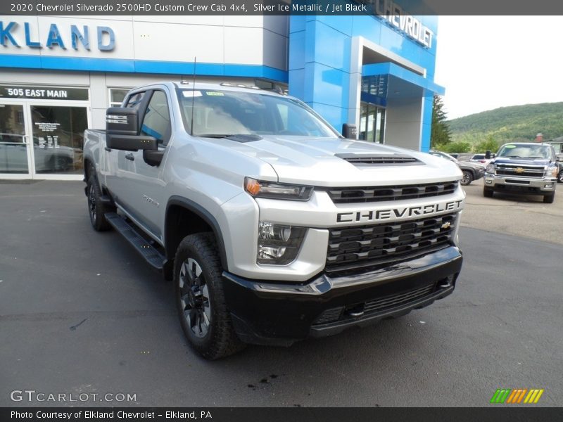 Silver Ice Metallic / Jet Black 2020 Chevrolet Silverado 2500HD Custom Crew Cab 4x4