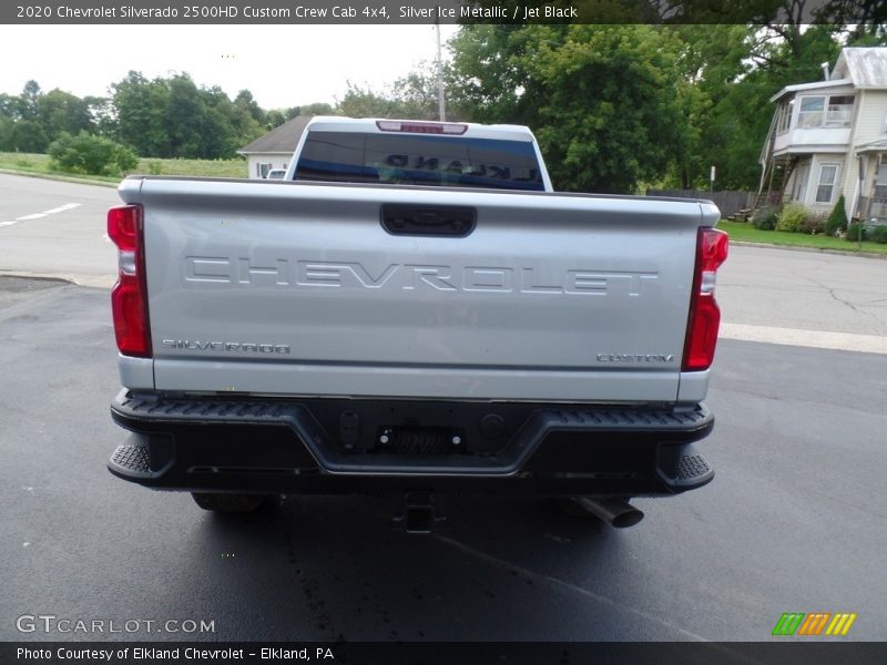 Silver Ice Metallic / Jet Black 2020 Chevrolet Silverado 2500HD Custom Crew Cab 4x4