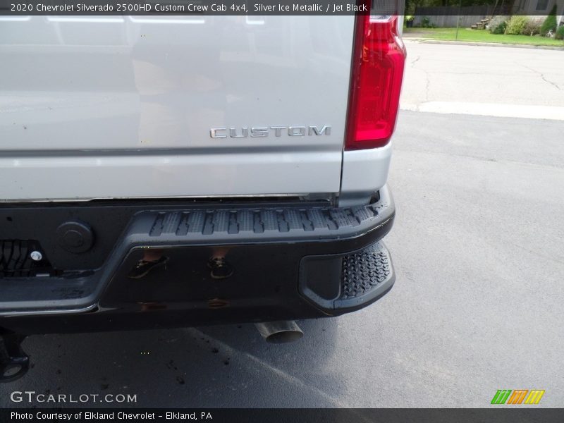 Silver Ice Metallic / Jet Black 2020 Chevrolet Silverado 2500HD Custom Crew Cab 4x4