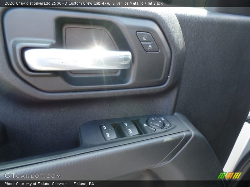 Silver Ice Metallic / Jet Black 2020 Chevrolet Silverado 2500HD Custom Crew Cab 4x4