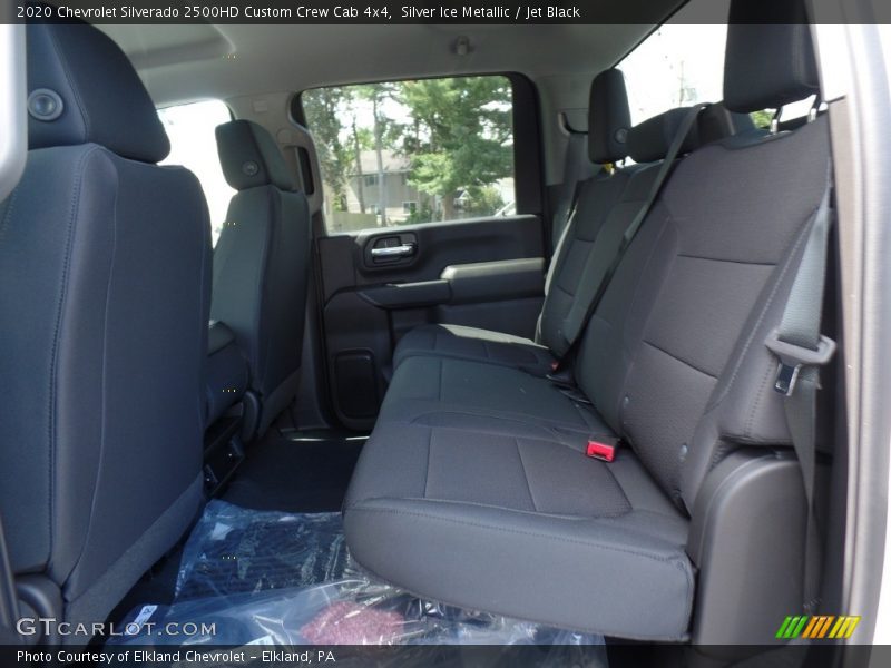 Silver Ice Metallic / Jet Black 2020 Chevrolet Silverado 2500HD Custom Crew Cab 4x4