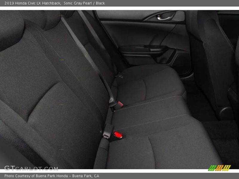 Sonic Gray Pearl / Black 2019 Honda Civic LX Hatchback